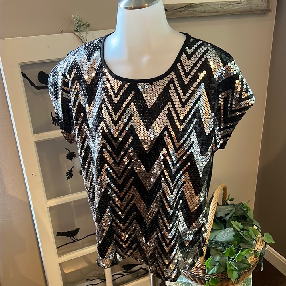 Modern Attraction Sequin Top